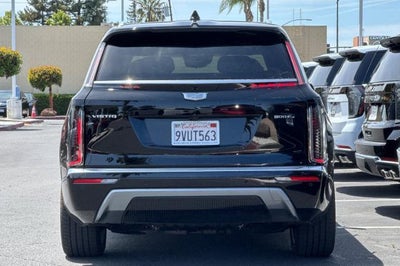 2026 Cadillac VISTIQ Luxury