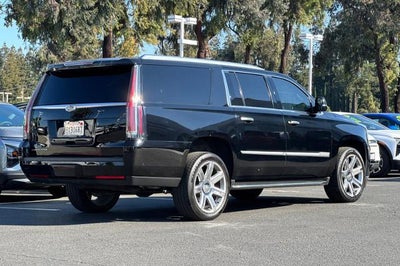 2018 Cadillac Escalade ESV Premium Luxury