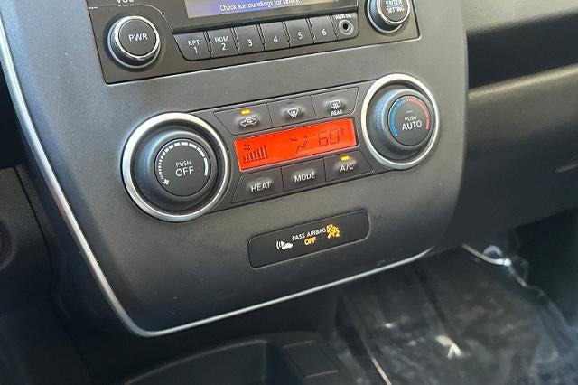 2013 Nissan LEAF S