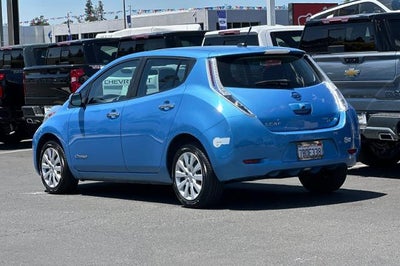 2013 Nissan LEAF S