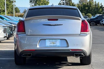 2018 Chrysler 300 300S