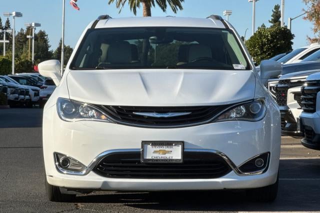 2018 Chrysler Pacifica Hybrid Touring L