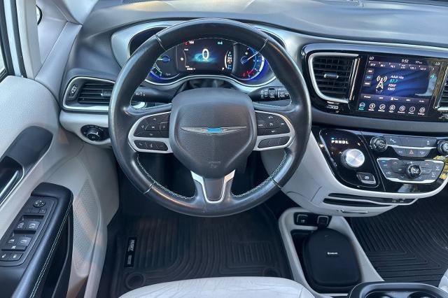2018 Chrysler Pacifica Hybrid Touring L