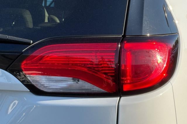 2018 Chrysler Pacifica Hybrid Touring L