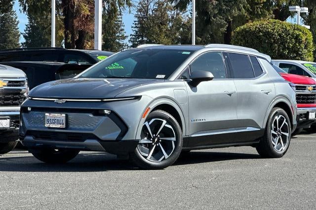 2025 Chevrolet Equinox EV LT