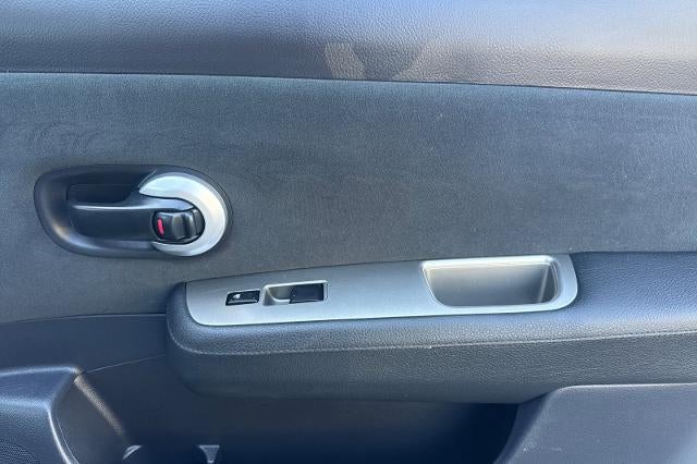 2011 Nissan Versa 1.8 S