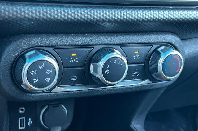 2020 Nissan Kicks S