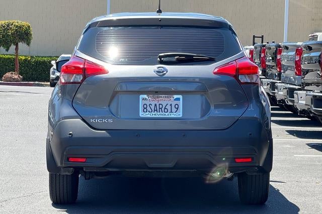 2020 Nissan Kicks S