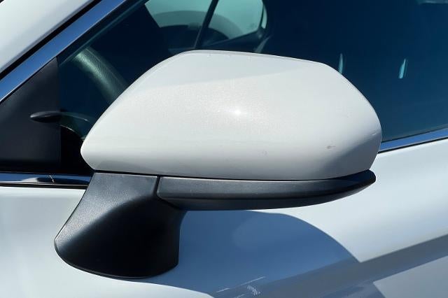 2022 Toyota Camry Hybrid LE