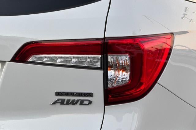 2022 Honda Pilot Touring 7-Passenger