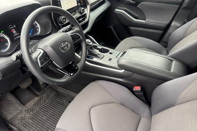 2021 Toyota Highlander Hybrid LE