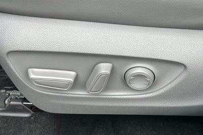 2025 Toyota Highlander Hybrid XLE