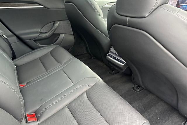2024 Tesla Model S Base