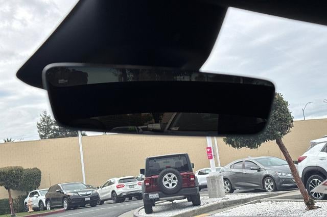 2024 Tesla Model S Base