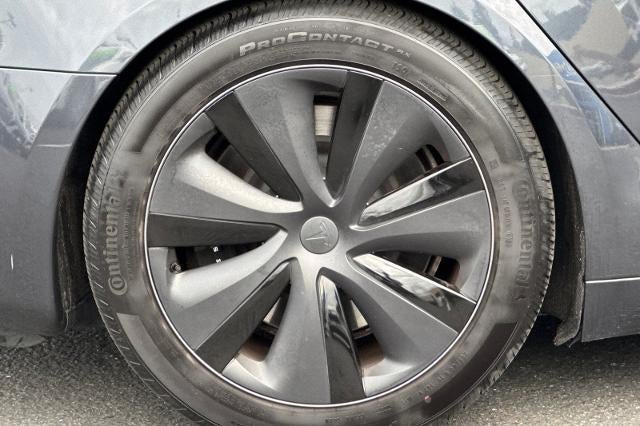 2024 Tesla Model S Base