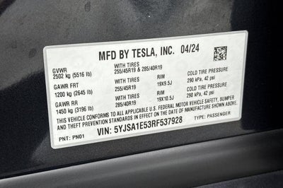 2024 Tesla Model S Base