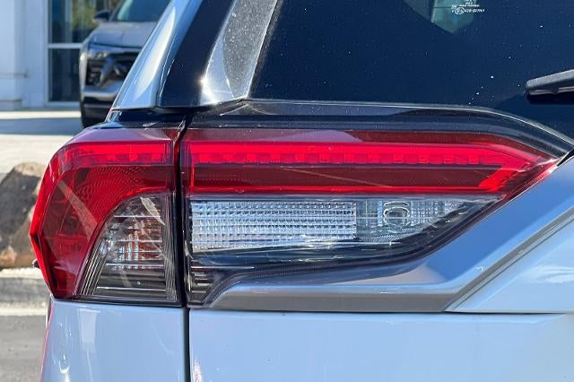 2020 Toyota RAV4 Hybrid XSE