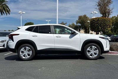 2026 Chevrolet Trax LS
