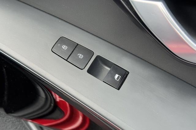 2023 Kia Niro EX