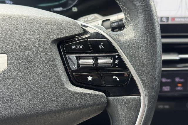 2023 Kia Niro EX