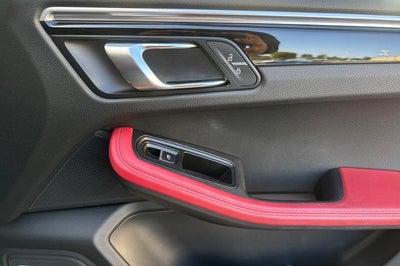 2019 Porsche Macan S