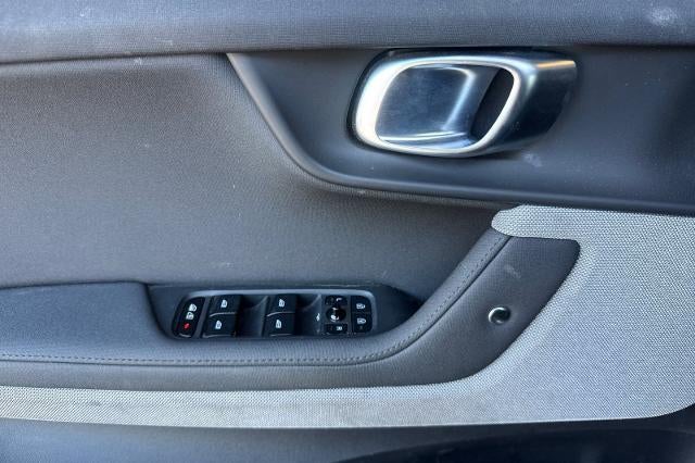 2023 POLESTAR 2 Base