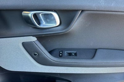 2023 POLESTAR 2 Base
